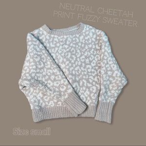 Neutral Cheetah Print Sweater - EXTREMELY COZY